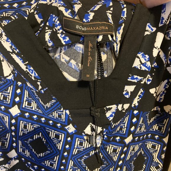 #145 NWOT BCBG Maxazria Black, Blue, Cream Sleeveless Dress, Size Medium - Picture 6 of 7